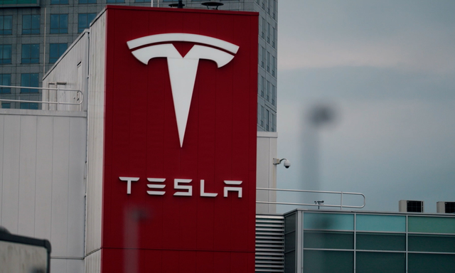 Afbeelding van 'RDW en Tesla omzeilden regelgeving bij goedkeuring Autopilot'