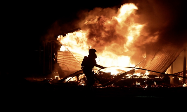 Afbeelding van 150 brandweermensen met PTSS, landelijke regeling vertraagd