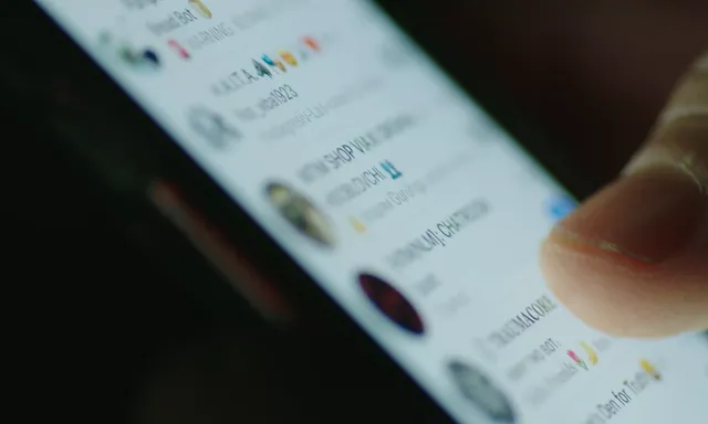 Afbeelding van Kijken: Sadisten in de chat