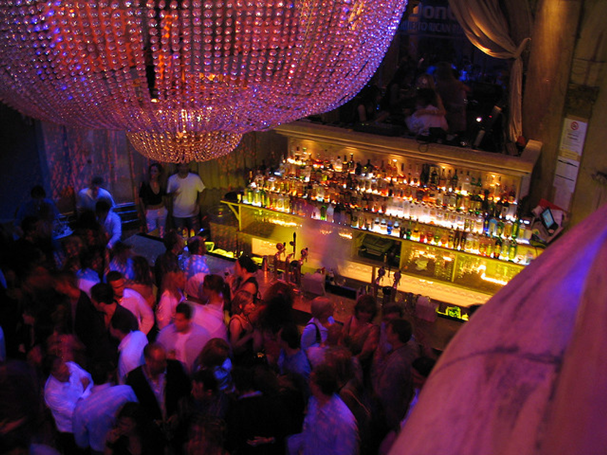 nachtclub flickr.com / Bruce Turner