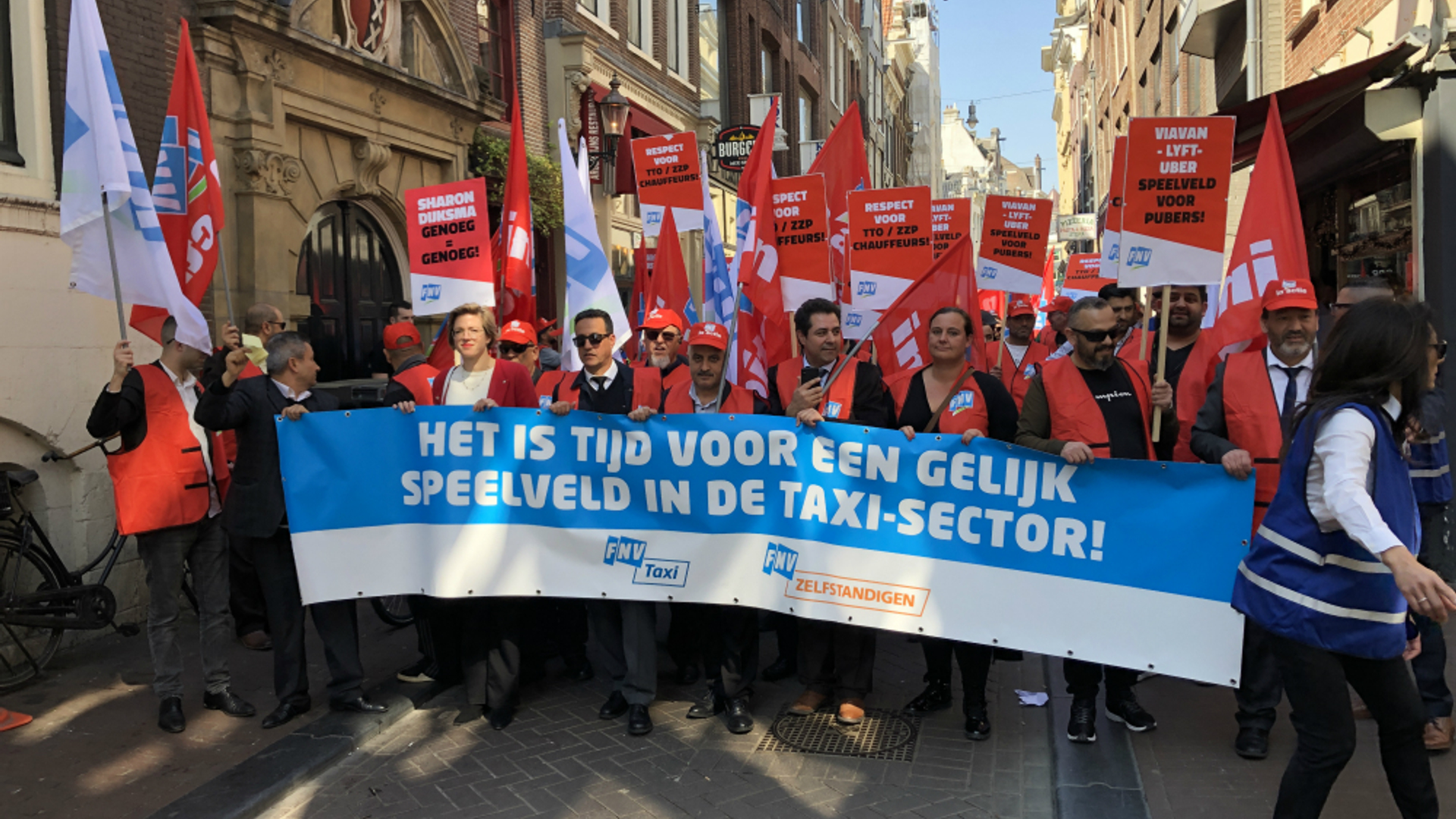 UBER protest amsterdam 2