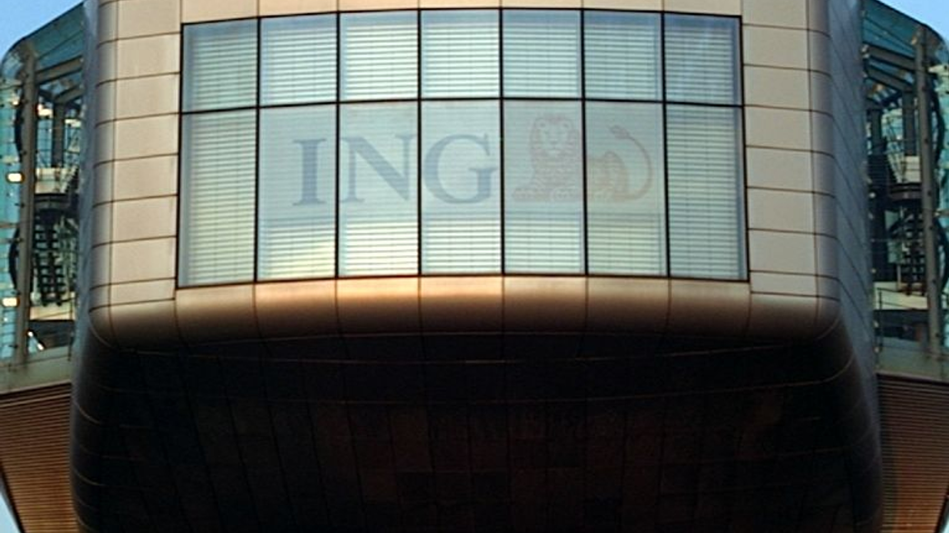 ing-wil-in-2012-nog-deel-staatssteun-aflossen