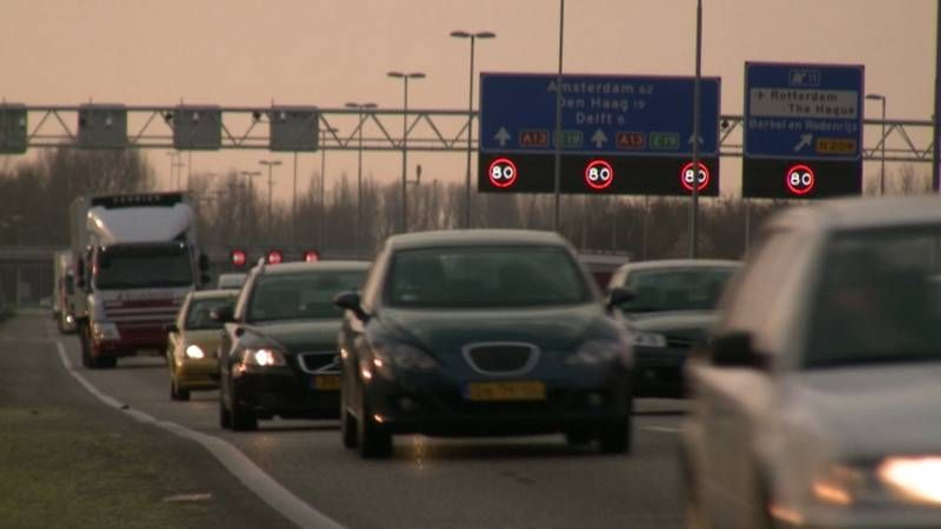 stikken-langs-de-snelweg