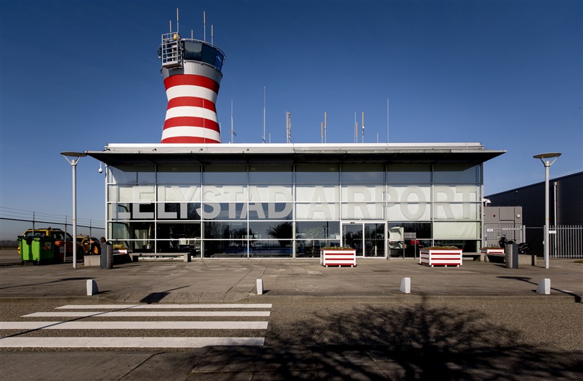 Opening Lelystad Airport Dichterbij Door Herziening Luchtruim - Zembla ...