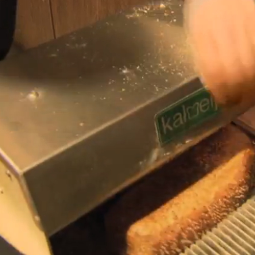 Winkeliers Bakker Bart eisen 1,5 miljoen van moederbedrijf