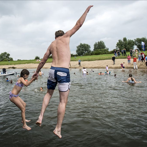 Giftige stof PFOA in zwemwater Helmond