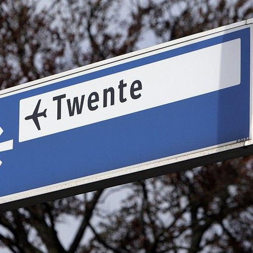Commissie buigt zich over vliegveld Twente