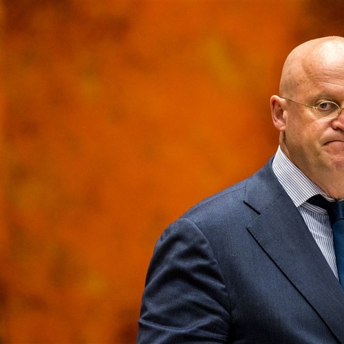 Afbeelding van GroenLinks en PvdA willen uitleg van minister over ontbreken rechtsextremisten op terreurlijst